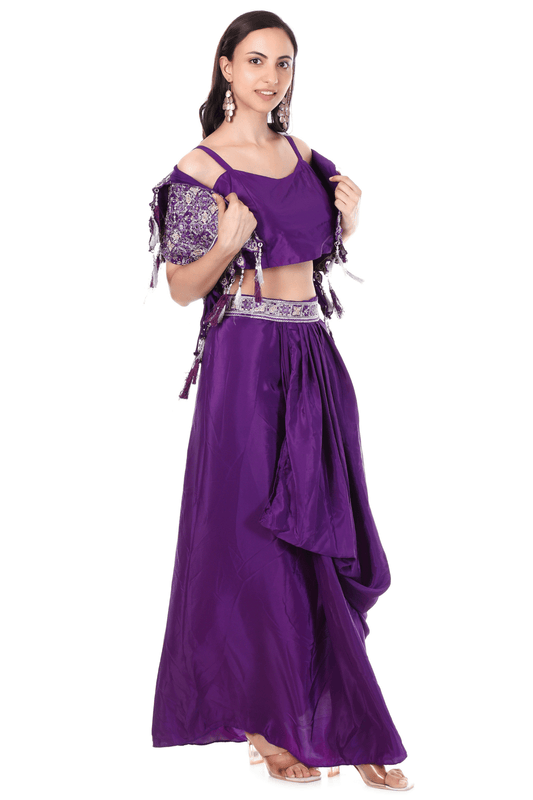 Thread emboidered Jacket Doti set