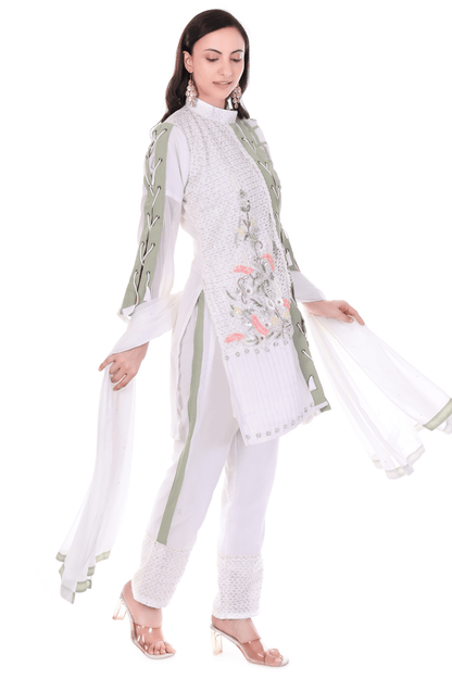 Short straight fit zig zag notted heavy embroidered white green suit