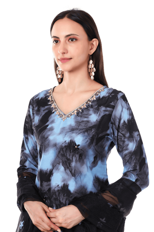 Black Blue Tie and Die