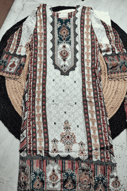 Multicolor printed crepe suit